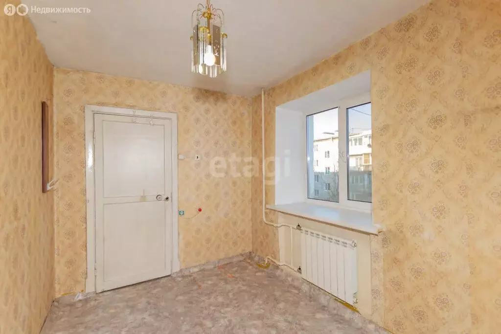 4-комнатная квартира: Хабаровск, улица Бондаря, 5 (59.9 м) - Фото 0