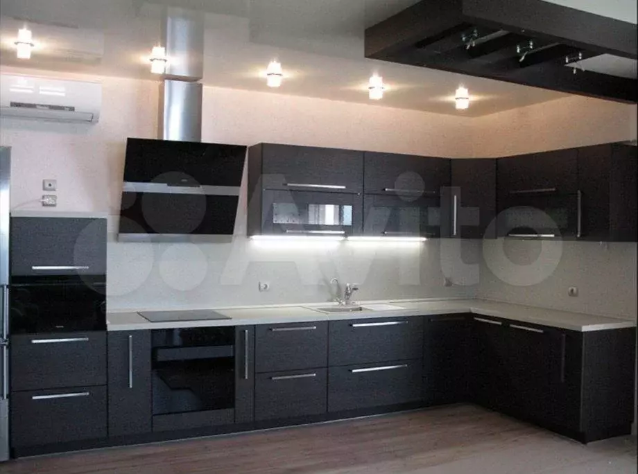3-к. квартира, 77 м, 6/8 эт. - Фото 0