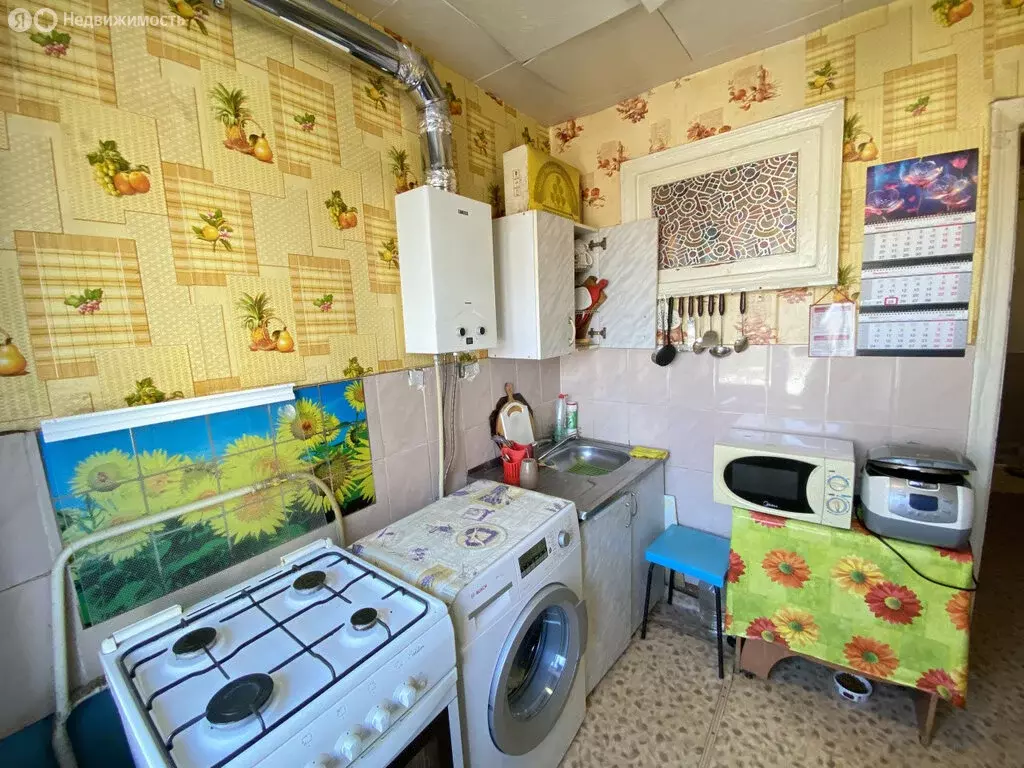 3-комнатная квартира: Екатеринбург, Майкопская улица, 16 (53.8 м) - Фото 1