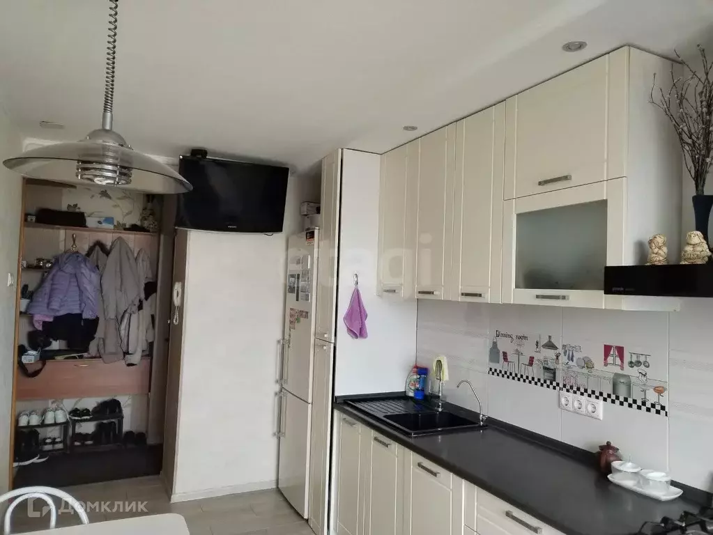 Продаётся 3-к квартира, 63.9 м - Фото 1