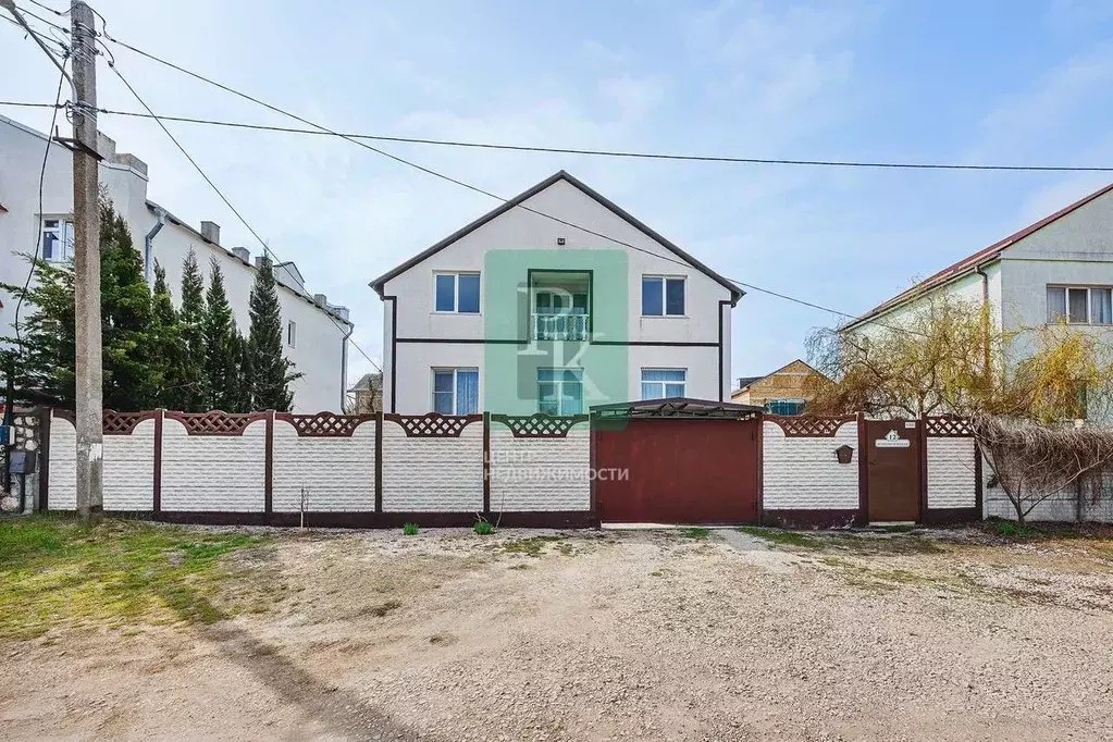 Дом в Севастополь 5-й километр мкр, ул. Археологическая, 12 (200 м) - Фото 2