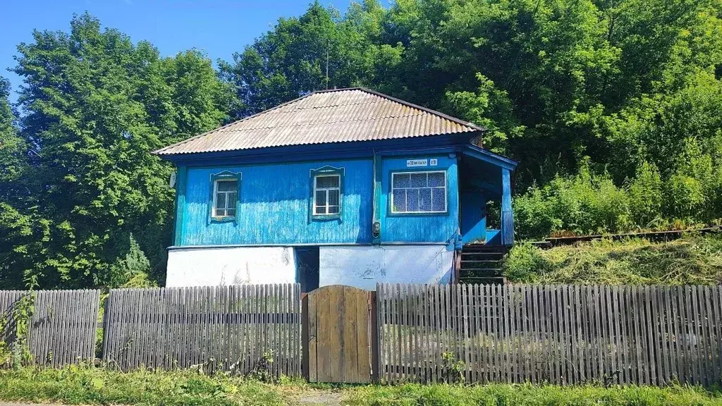 Дом в Кемеровская область, Таштагол ул. 20-го Партсъезда, 19 (60 м) - Фото 0