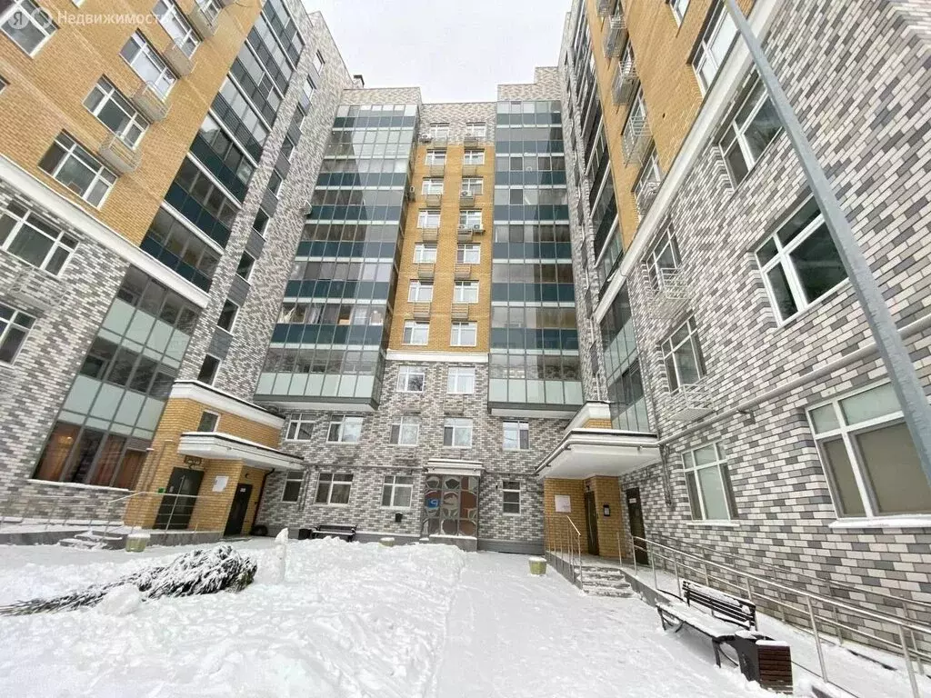 3-комнатная квартира: Казань, улица Тунакова, 41 (77.7 м) - Фото 1