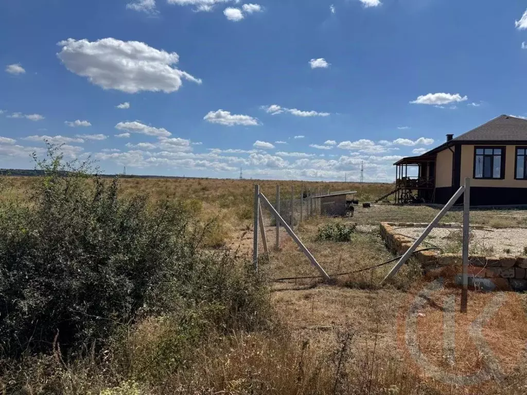 Участок в Крым, Белогорский район, Зуя пгт ул. Адалет, 36 (9.0 сот.) - Фото 1