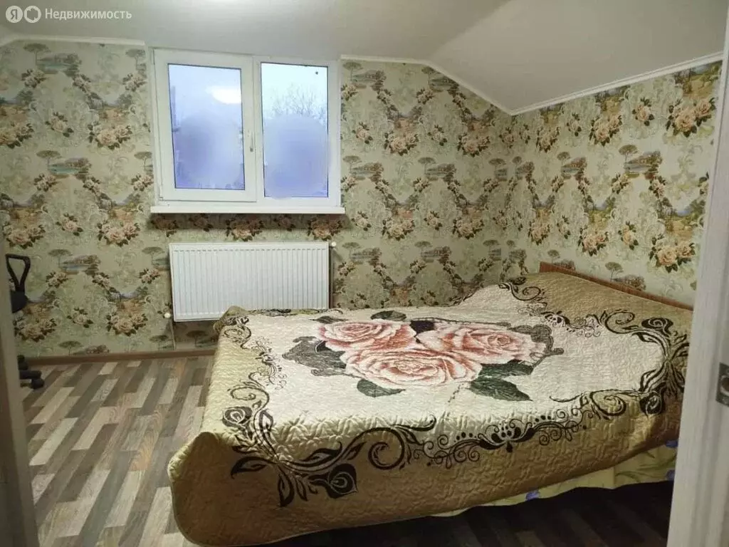 Дом в Каменск-Шахтинский, Садовый переулок (100 м) - Фото 0