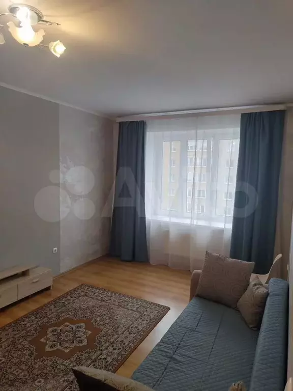 1-к. квартира, 38 м, 5/5 эт. - Фото 1