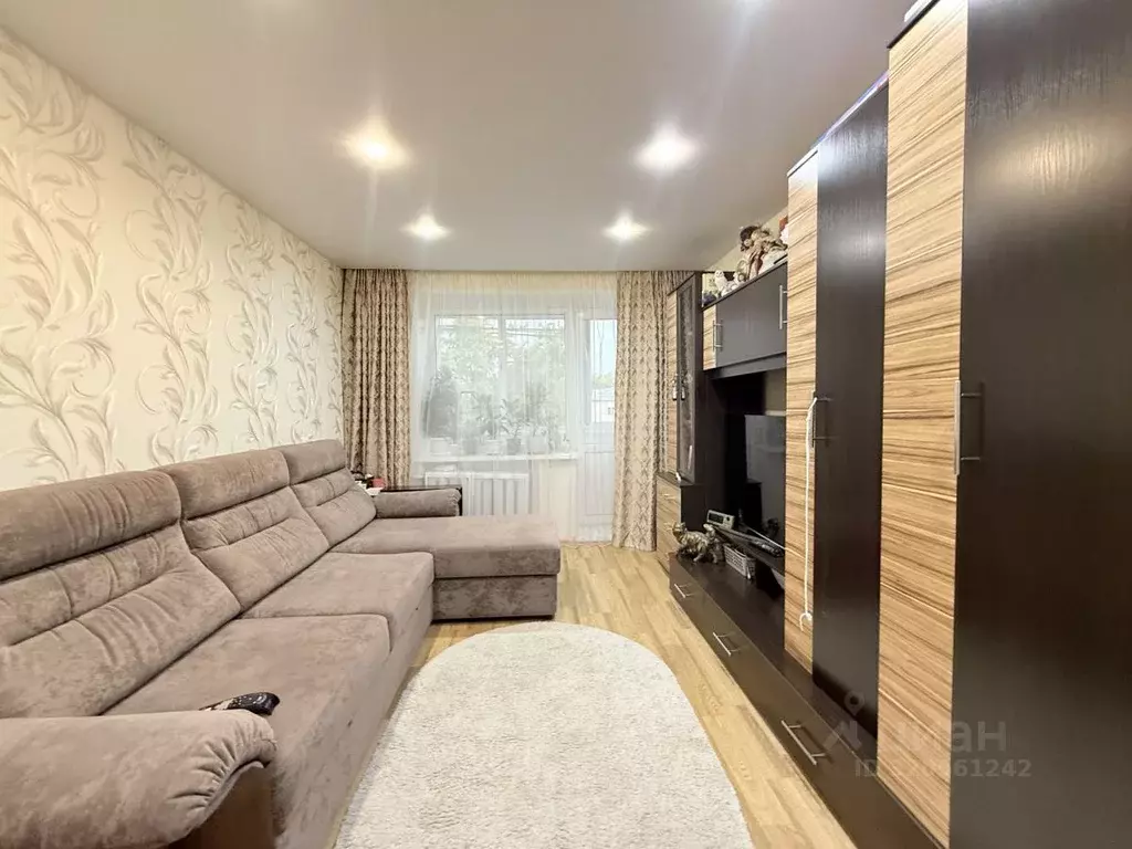 3-к кв. Кировская область, Киров ул. Молодой Гвардии, 74 (52.0 м) - Фото 2