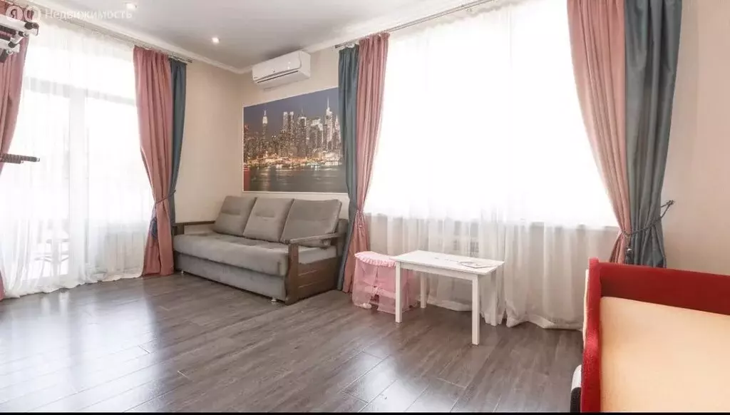 2-комнатная квартира: Сочи, микрорайон Светлана, улица Лысая Гора, ... - Фото 1