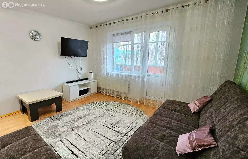 3-комнатная квартира: Оренбург, Липовая улица, 3 (64.9 м) - Фото 2