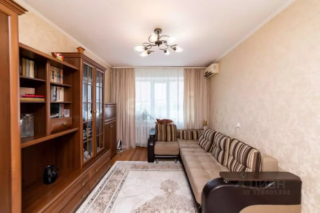 3-к кв. Курганская область, Курган ул. Бурова-Петрова, 98Г (64.2 м) - Фото 1