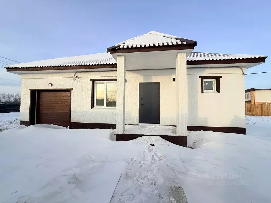 Дом в Иркутская область, Иркутский муниципальный округ, д. Куда пер. ... - Фото 1