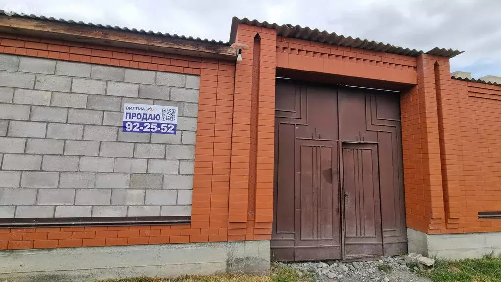 Дом в село Кирово, улица Плиева, 19 (182 м) - Фото 1
