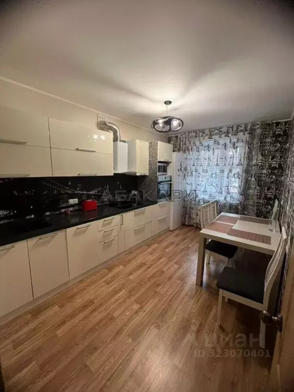 3-к кв. Красноярский край, Красноярск Шелковая ул., 4А (67.0 м) - Фото 1