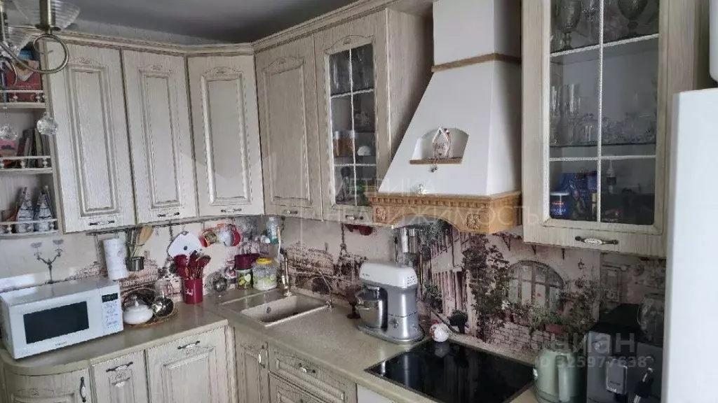 3-к кв. Тюменская область, Тюмень Антипино мкр, ул. Беловежская, 3к1 ... - Фото 1