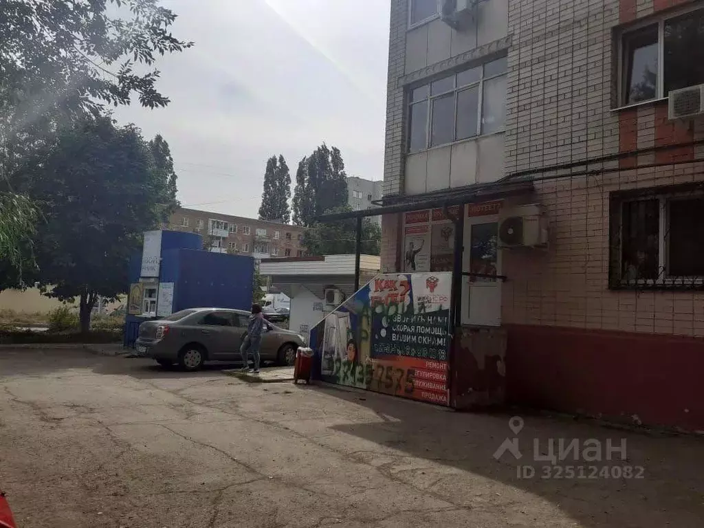 Торговая площадь в Саратовская область, Энгельс Кожевенная ул., 10 (70 ... - Фото 1