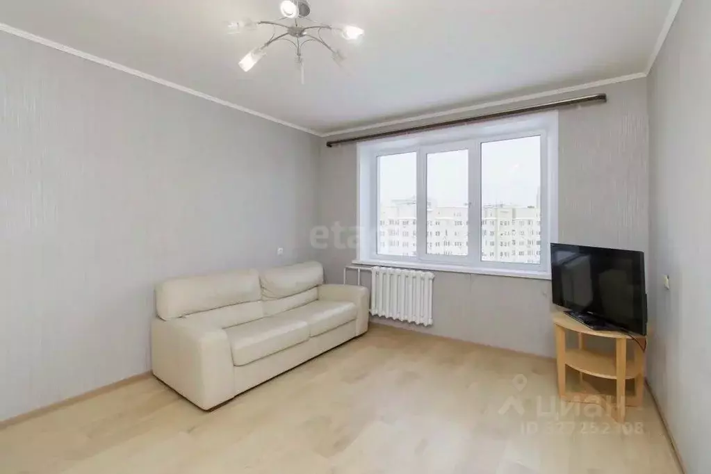 3-к кв. Тюменская область, Тюмень ул. Пермякова, 65 (75.0 м) - Фото 1