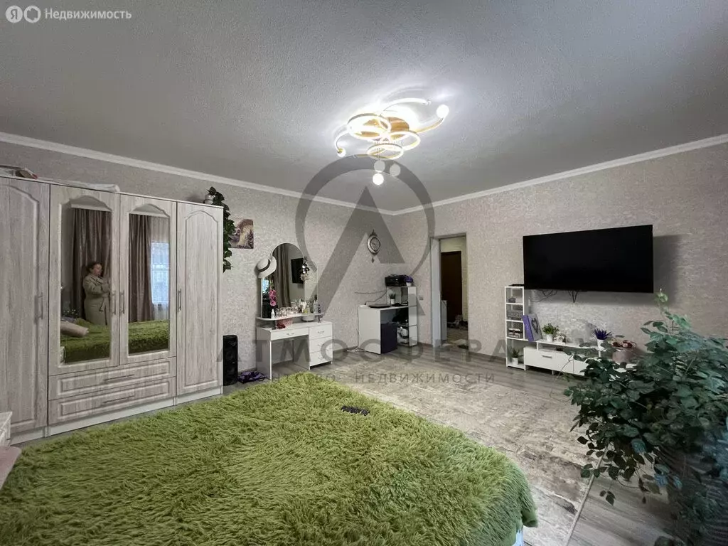 Дом в Апшеронский район, Кубанское сельское поселение, село Вперёд ... - Фото 1