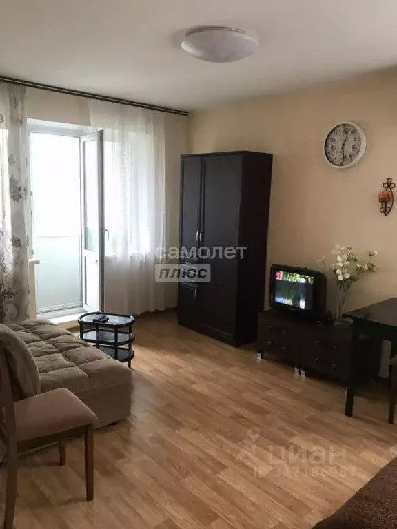 1-к кв. Крым, Керчь ул. Генерала Петрова, 70 (30.0 м) - Фото 0