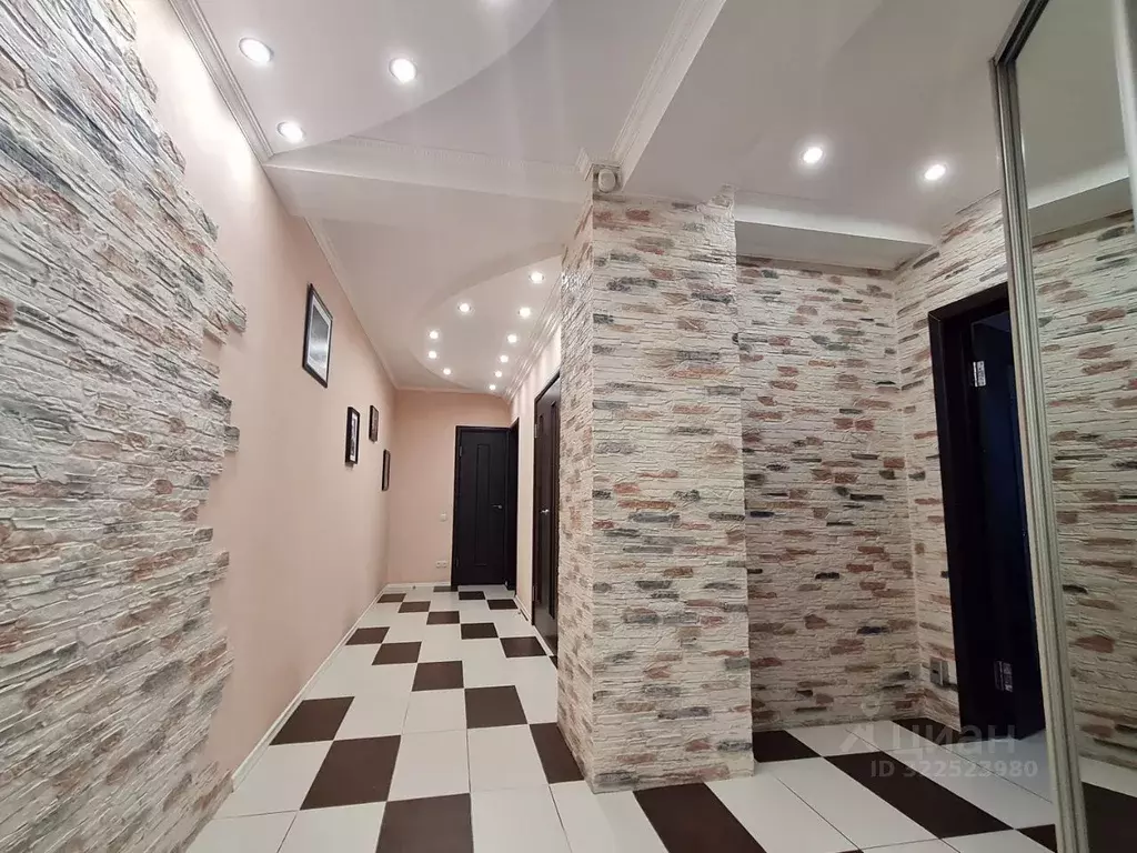 2-к кв. Новосибирская область, Новосибирск ул. Кирова, 27/3 (80.0 м) - Фото 1