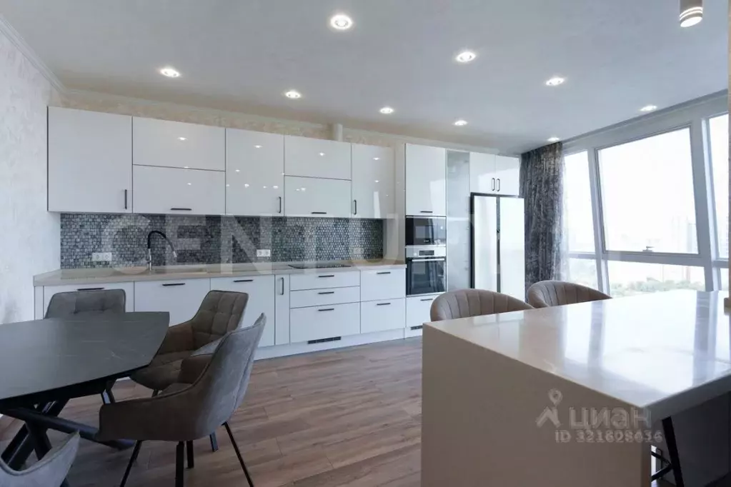 2-к кв. Новосибирская область, Новосибирск Волховская ул., 33/1 (60.0 ... - Фото 0