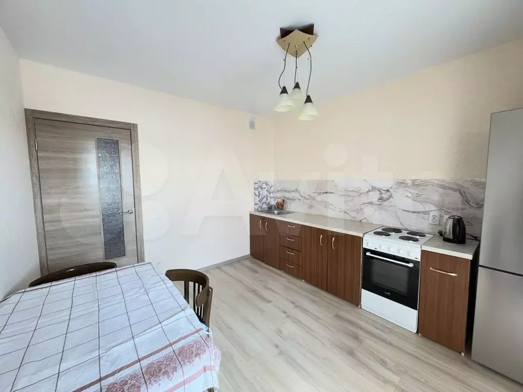 1-к. квартира, 40 м, 14/17 эт. - Фото 1