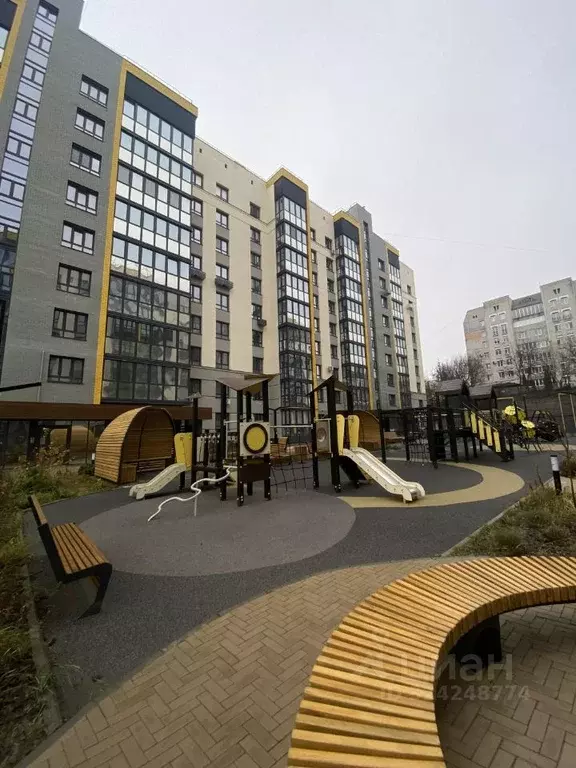 2-к кв. Брянская область, Брянск ул. Крапивницкого, 39к4 (66.3 м) - Фото 2