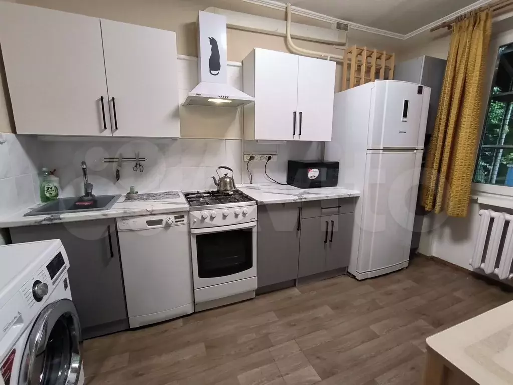 3-к. квартира, 65 м, 1/17 эт. - Фото 1