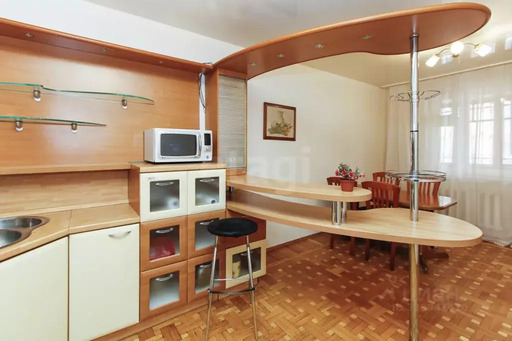 2-к кв. Тюменская область, Тюмень ул. Малыгина, 56к2 (101.1 м) - Фото 1
