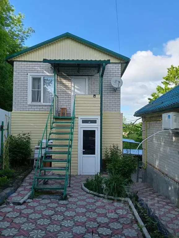 Дом в Ставропольский край, Железноводск городской округ, пос. ... - Фото 1