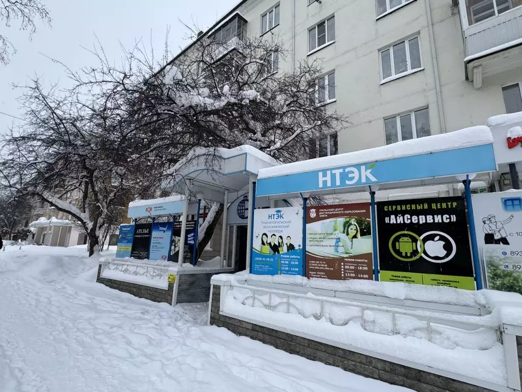 Офис в Свердловская область, Нижний Тагил просп. Ленина, 36 (100 м) - Фото 1