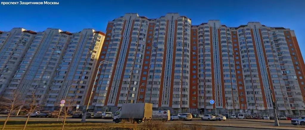 Торговая площадь в Москва просп. Защитников Москвы, 8 (102 м) - Фото 0