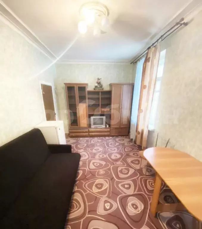 Сдается комната в 3-комнатной квартире - Фото 0
