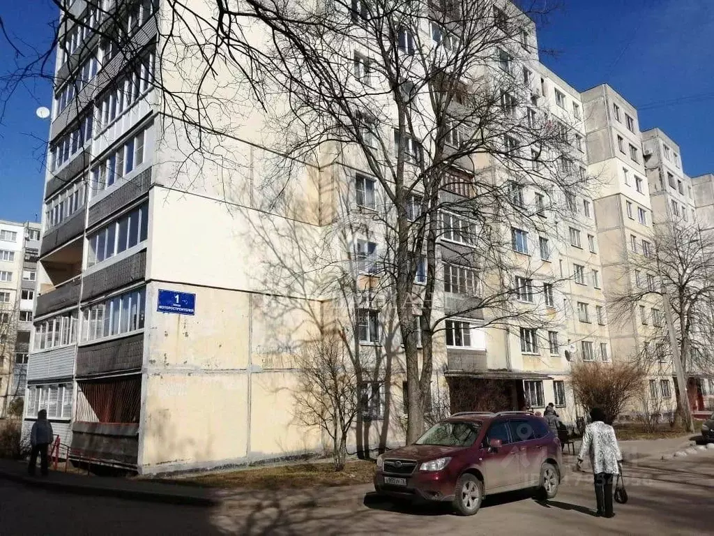 4-к кв. Ярославская область, Рыбинск ул. Моторостроителей, 1 (79.2 м) - Фото 0