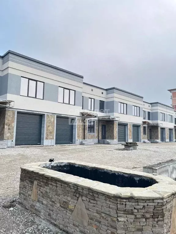 Таунхаус в Кабардино-Балкария, Нальчик ул. Мальбахова, 121 (190 м) - Фото 2