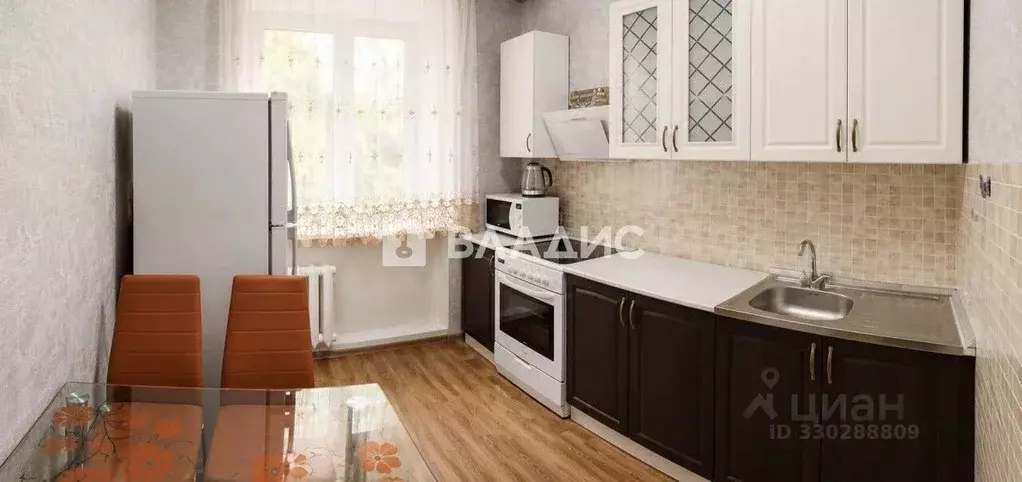 3-к кв. Иркутская область, Иркутск Советская ул., 127 (73.7 м) - Фото 1