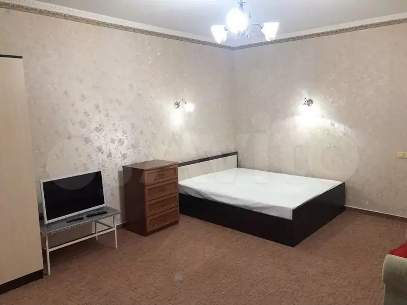 1-к. квартира, 40м, 2/2эт. - Фото 0