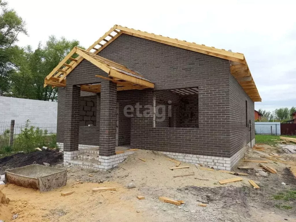 Дом в Воронежская область, с. Новая Усмань ул. Краснознаменная (87 м) - Фото 0