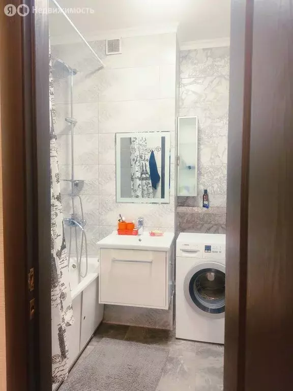 2-комнатная квартира: Красноярск, микрорайон Северный, улица Мате ... - Фото 1