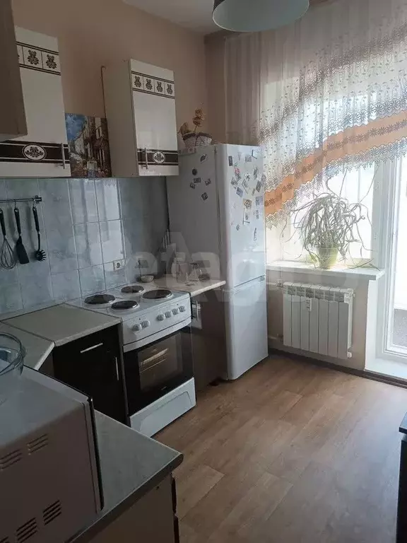 1-к. квартира, 38 м, 9/16 эт. - Фото 1