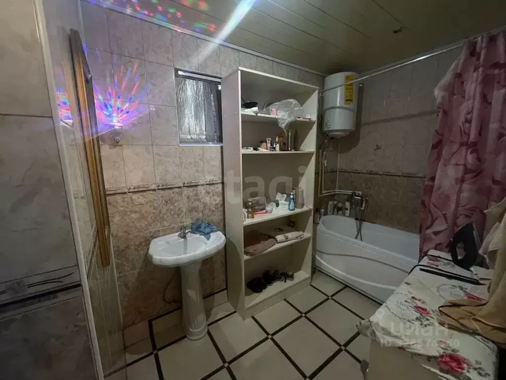 Дом в Ингушетия, Сунженский район, Троицкая ст-ца Запрудная ул. (200 ... - Фото 2