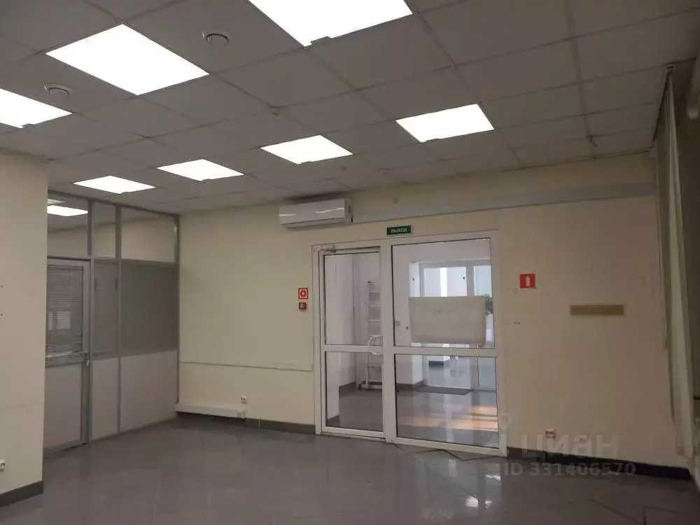 Помещение свободного назначения в Псковская область, Псков Октябрьский ... - Фото 2