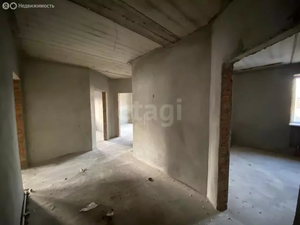 3-комнатная квартира: Магас, улица Али Горчханова, 4А (105 м) - Фото 1