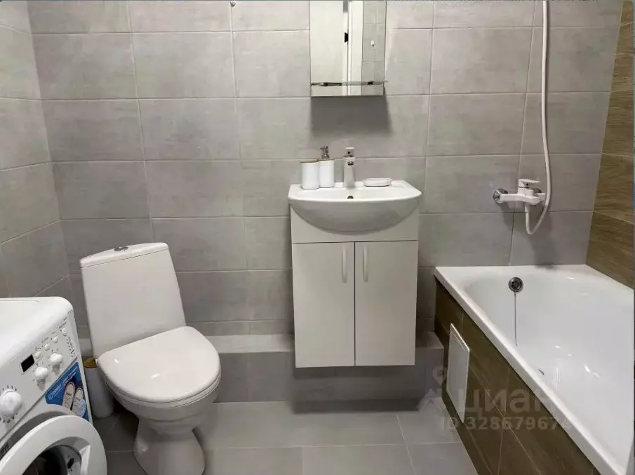 1-к кв. Адыгея, Тахтамукайский район, Старобжегокайское с/пос, Новая ... - Фото 1