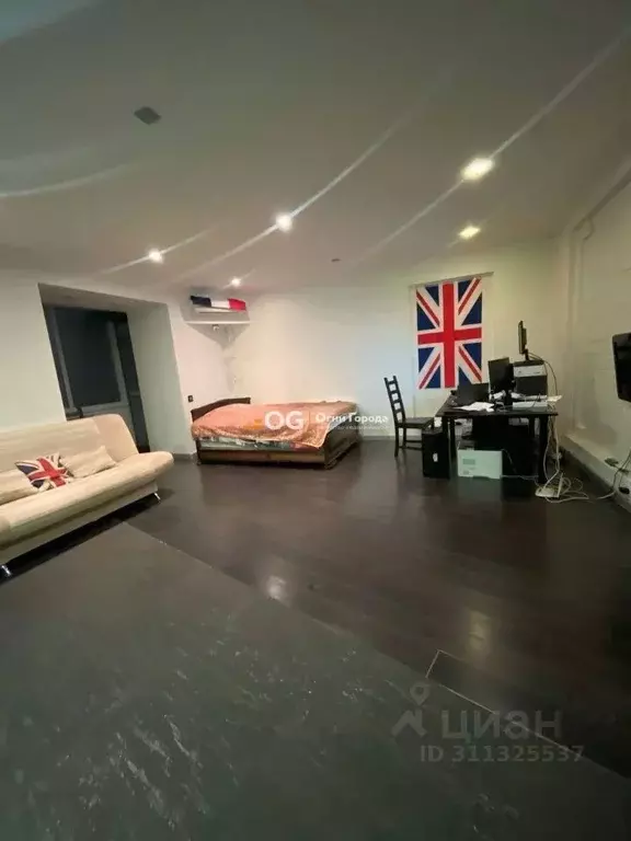 Студия Брянская область, Брянск ул. Крахмалева, 31 (40.6 м) - Фото 1