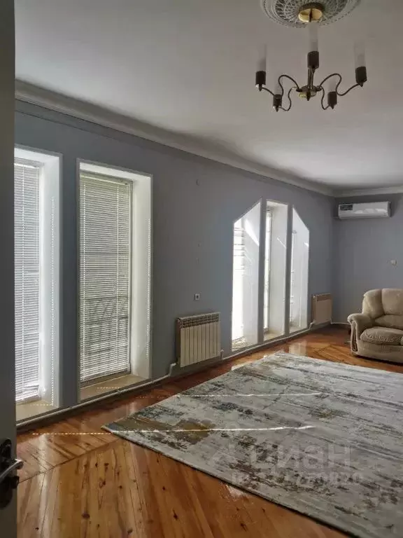 4-к кв. Дагестан, Махачкала ул. Амирханова, 73 (120.0 м) - Фото 0