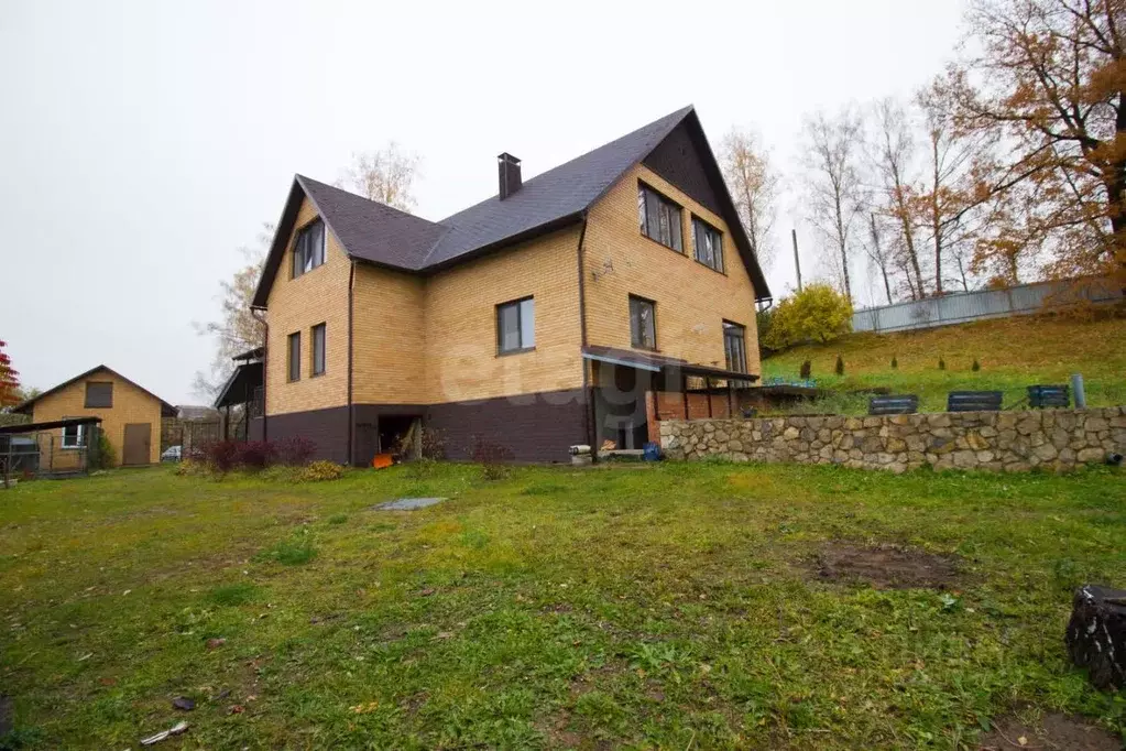 Дом в Калужская область, Дзержинский муниципальный округ, Полотняный ... - Фото 1