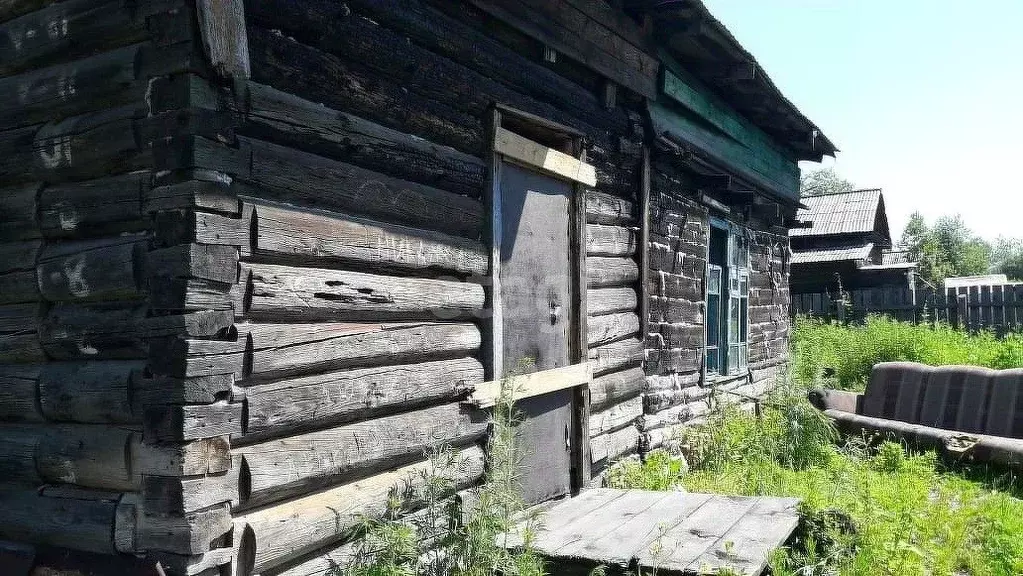 Дом в Амурская область, Свободный ул. Днепровского, 7 (30 м) - Фото 1