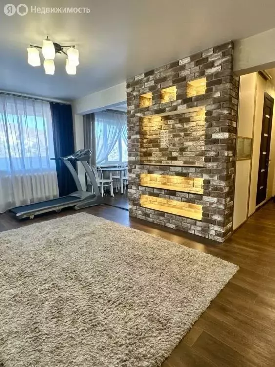 3-комнатная квартира: Благовещенск, посёлок Моховая Падь, квартал ДОС, ... - Фото 1