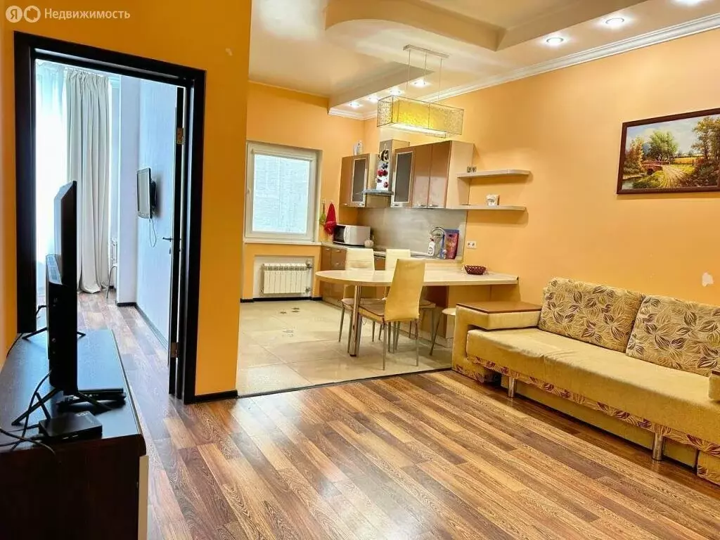 2-комнатная квартира: Сочи, улица Кирова, 30 (62.6 м) - Фото 1