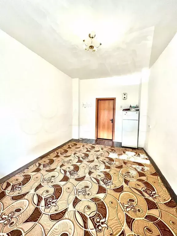 Комната 16,5 м в 3-к., 1/3 эт. - Фото 1